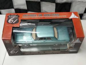 lot 844 image: Highway 61 1964 Dodge 330 Series Sedan 118th Scale Die Cast