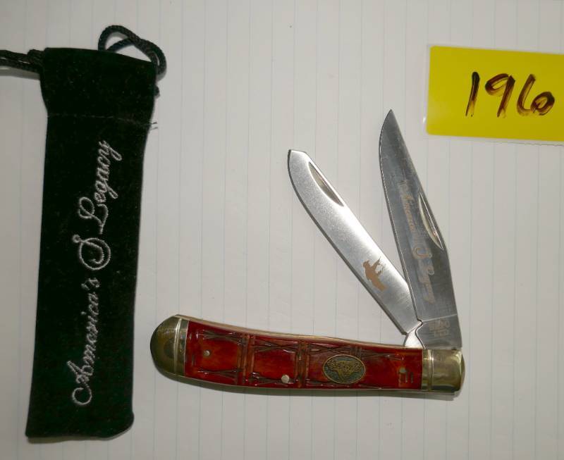 Nice double blade pocket knife from the North American Fishing Club, Ammo  Cans, Split Wood, Scooter, Blaze Orange, Juke Box, Toys, Evans Tricycle,  Collectibles