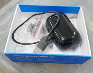 lot 12 image: New never used bluetooth wireless earbuds