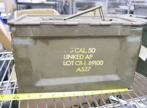lot 41 image: Ammo can .50 cal