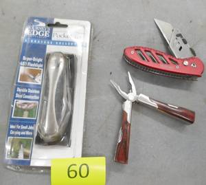 lot 60 image: 3 pocket knives multi tool