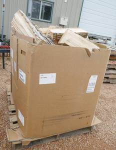 lot 91 image: Cratepallet full of split wood (Ash)