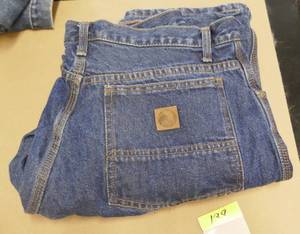 lot 138 image: Berne Flannel Lined Jeans 31x32 Blue Denim Relaxed Original Fit