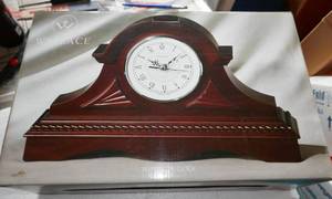lot 158 image: New unopened mantel clock