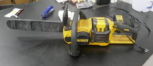 lot 161 image: DeWalt 20V chainsaw with charger