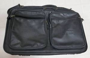 lot 176 image: New PGA tour leather bag