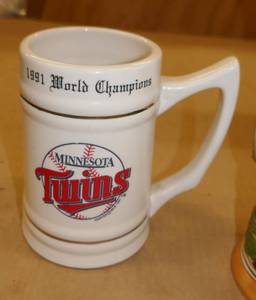 lot 204 image: 2 Beer Steins