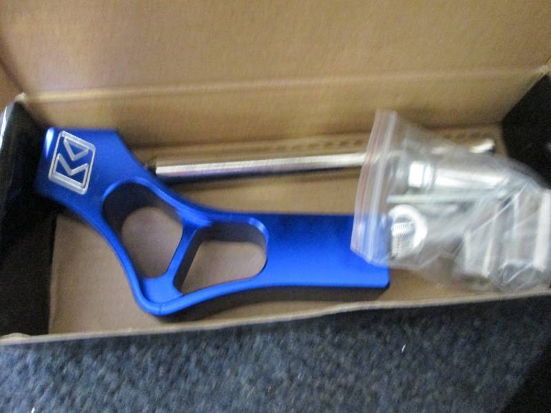 lot 207 image: 2 Automotive Adjustable Tools...