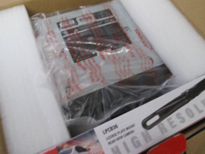 lot 79 image: Boss 320-Watt DVD 6.2 Touch Screen Multimedia Car Stereo