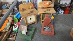 lot 135 image: Collection of handmade Bird feeders and houses