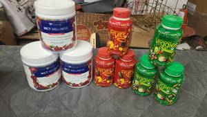 lot 167 image: MCT wellness and Balance of Nature vitamins and supplements