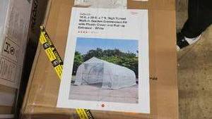 lot 619 image: 10ft x 20 ft x 7 Ft High Tunnel Walk in Greenhouse kit