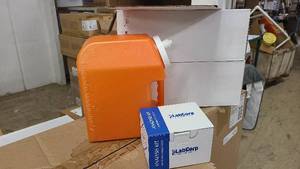 lot 647 image: Labcorp Kidney Stone analysis kit
