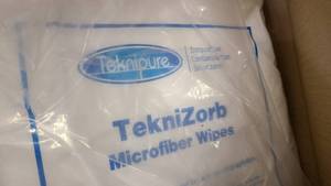 lot 661 image: TekniZorb Microfiber Wipes