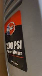 lot 681 image: (wrong box return) 2000 PSI Pressure Washer