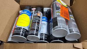 lot 809 image: Box of various air canister cleaners