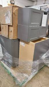 lot 821 image: A near complete kitchenette cabinet set
