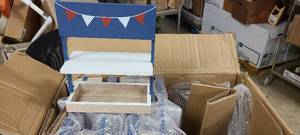 lot 741 image: Small wooden shelves