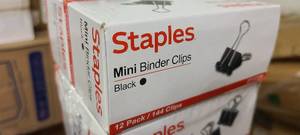 lot 746 image: Mini and Medium Binder Clips