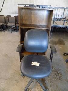 lot 80 image: Office Chair  Book Shelf