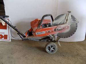 lot 2 image: Husqvarna 272s Concrete Saw
