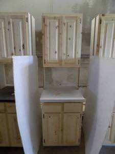 lot 11 image: Free Standing Cabinets  2 drawer, 4 Cupboards
