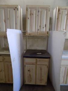 lot 12 image: Free Standing Cabinets  2 drawer, 4 Cupboards