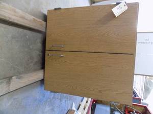 lot 56 image: Upper Wood Cabinet