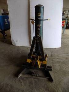 lot 65 image: Walker Air Jack