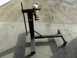 lot 66 image: Lincoln Engine Stand 58 Ton
