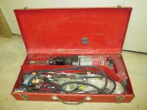 lot 61 image: Milwaukee Heavy duty electric Sawzall