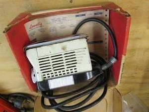 lot 71 image: Vintage Dremel model B