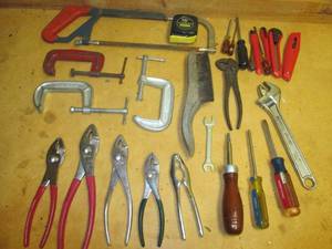 lot 86 image: Assortment of c-clamps, pliers, plus