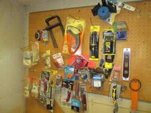 lot 89 image: Huge Assortment of new and pre-owned tools