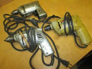 lot 90 image: Collection of assorted Vintage drills