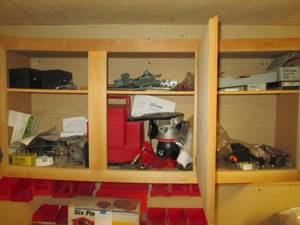 lot 99 image: Craftsman 1 12 hp router, plus