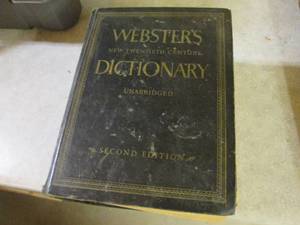 lot 106 image: Websters new dictionary