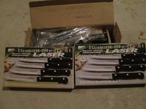 lot 129 image: Variety of new steak knife sets