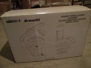 lot 144 image: Bravetti power citrus juicer slicer