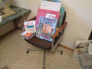 lot 181 image: Beads, cutting mats plus