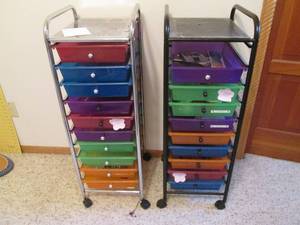 lot 187 image: 2 Plastic organizers on wheels