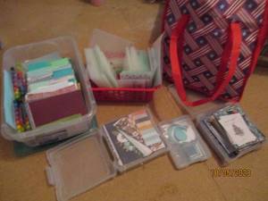 lot 267 image: Covered tote and shopping bag with craft supplies