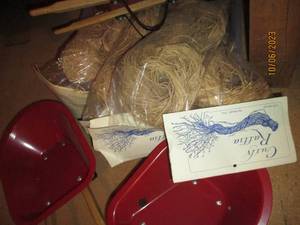 lot 273 image: Bags of curly craft raffia and more