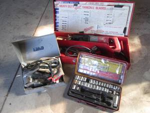 lot 217 image: Heavy duty Sawzall, socket set and more