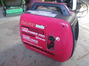 lot 31 image: Smarter tools 2000watt gasoline invertergenerator