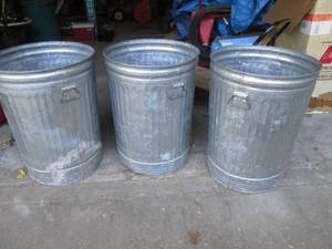 lot 27 image: Trio of metal trash cans