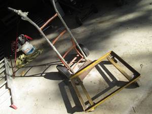 lot 239 image: Moving dolly and platform