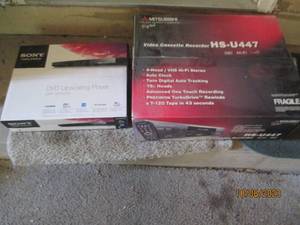 lot 411 image: Sony DVD player and Mitsubishi Vide...
