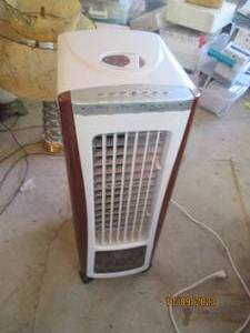 lot 423 image: Portable Air cooler  Humidifier  ...
