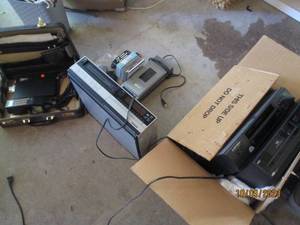 lot 428 image: Collection of assorted VHS players,...